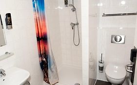 The Hague Teleport Hotel - Free Parking